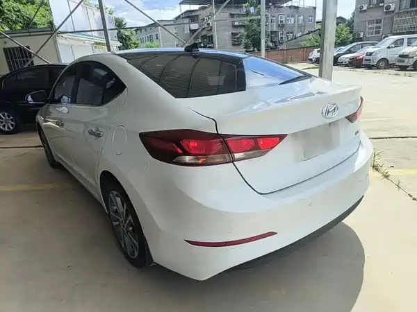 Hyundai Celesta 2016