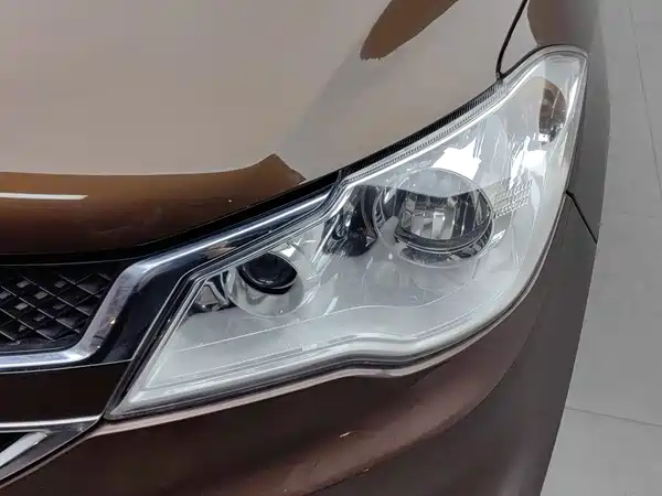 Wuling Hongguang 2016