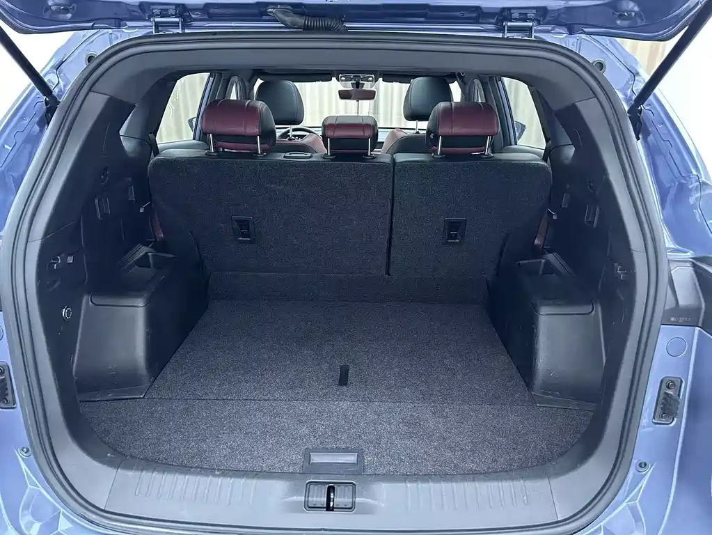 Jetour Jietu X70 PLUS 2023 — фото 17