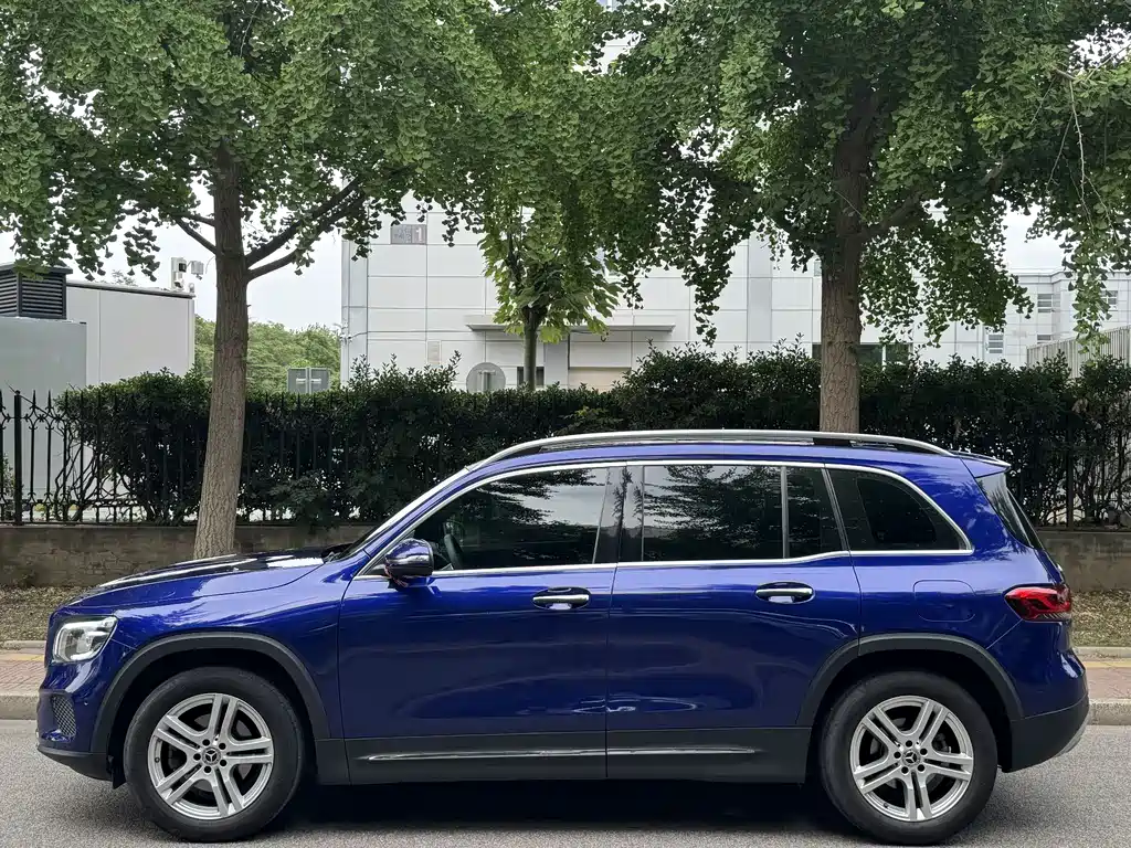 Mercedes-Benz GLB 2021 — фото 17