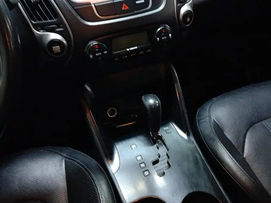 Hyundai ix35 2015 — фото 16