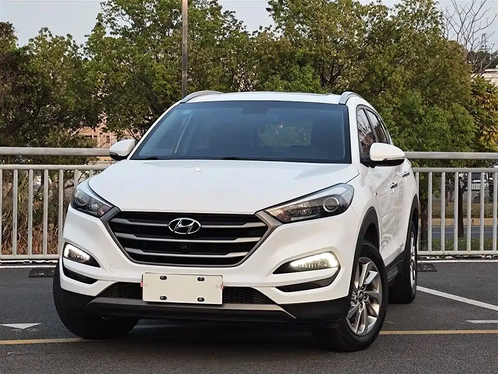 Hyundai Tucson 2017 — фото 23