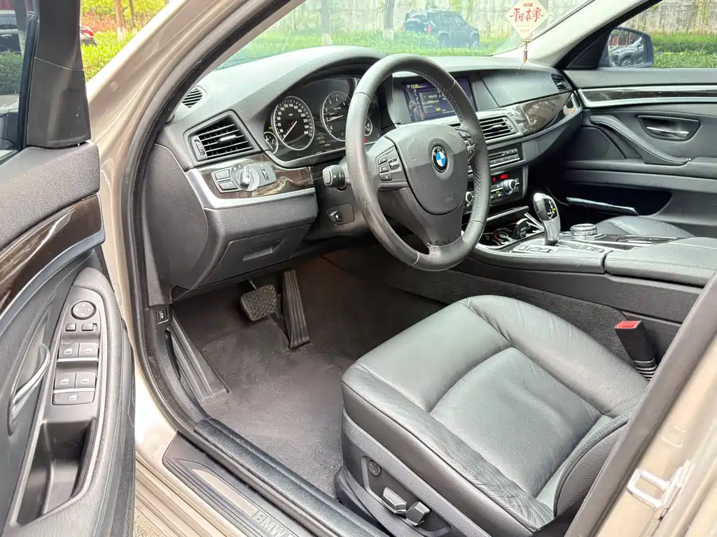 BMW 5 Series 2013