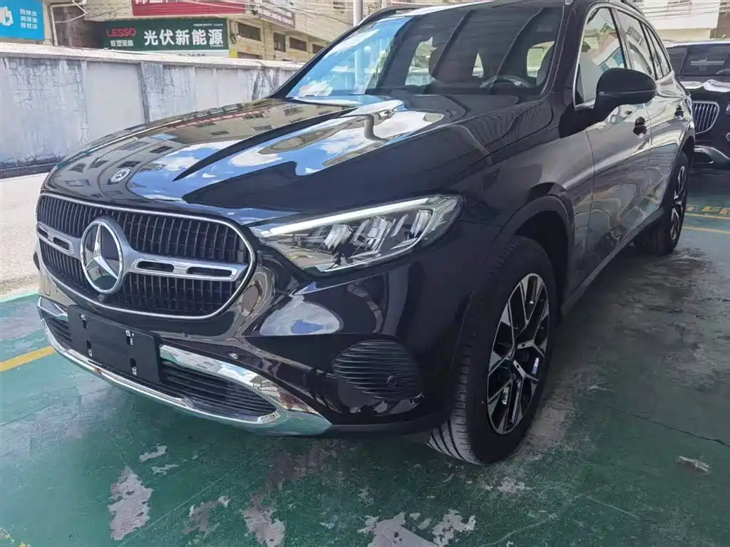 Mercedes-Benz GLC 2026