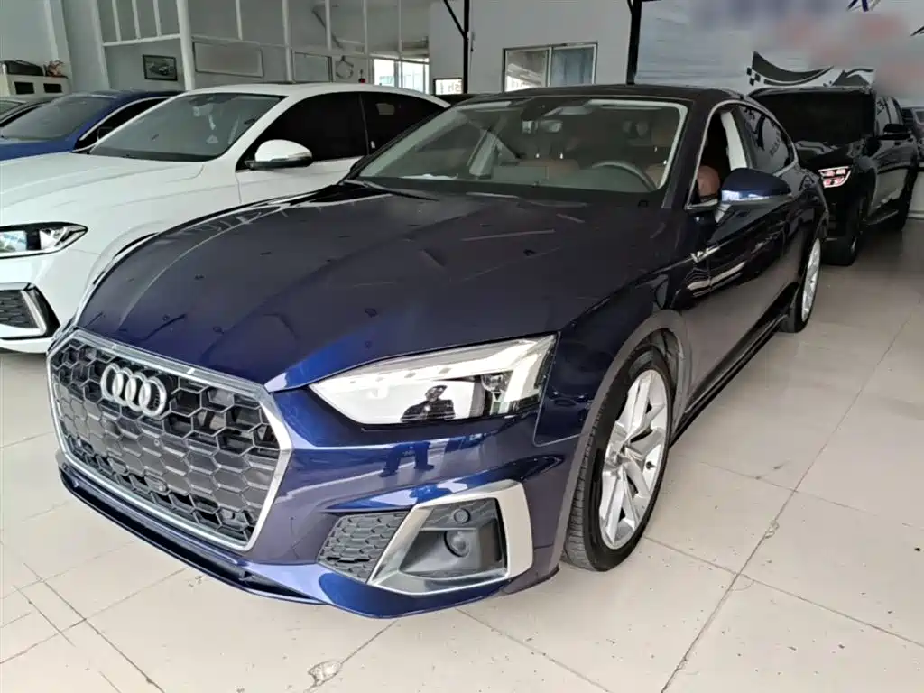 Audi A5 2021 — фото 1