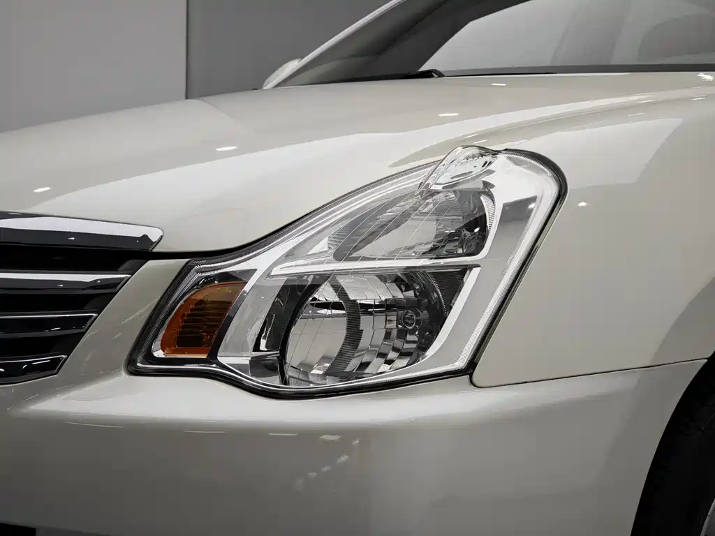 Nissan Sylphy 2018 — фото 13