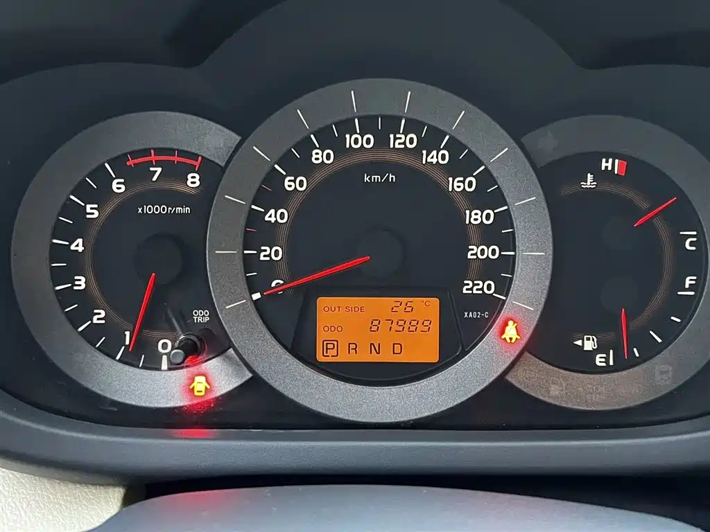 Toyota RAV4 2013 — фото 10