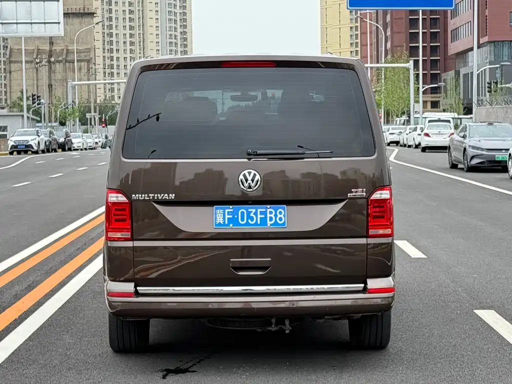 Volkswagen Multivan 2016 — фото 6