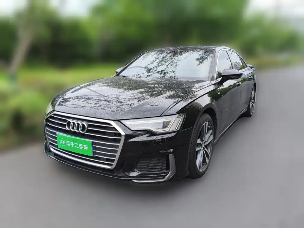 Audi A6L 2022 — фото 1
