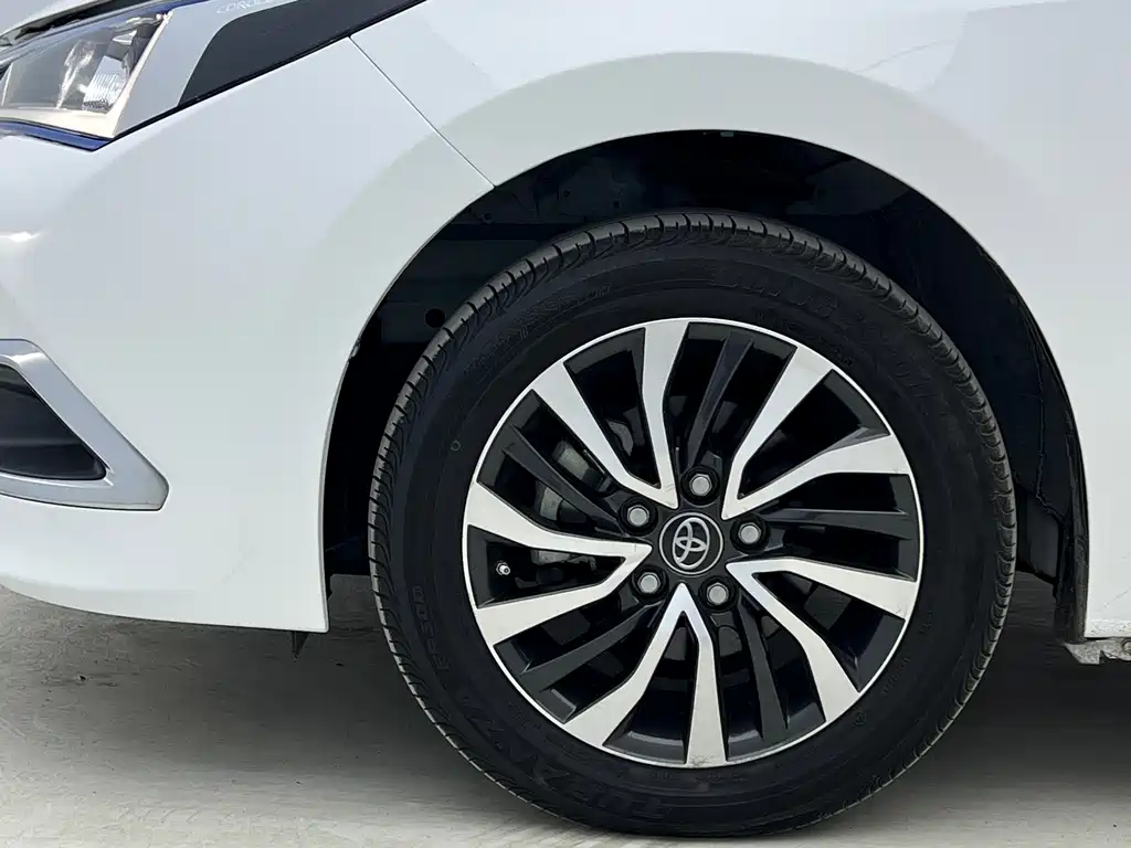 Toyota Corolla 2021 — фото 10