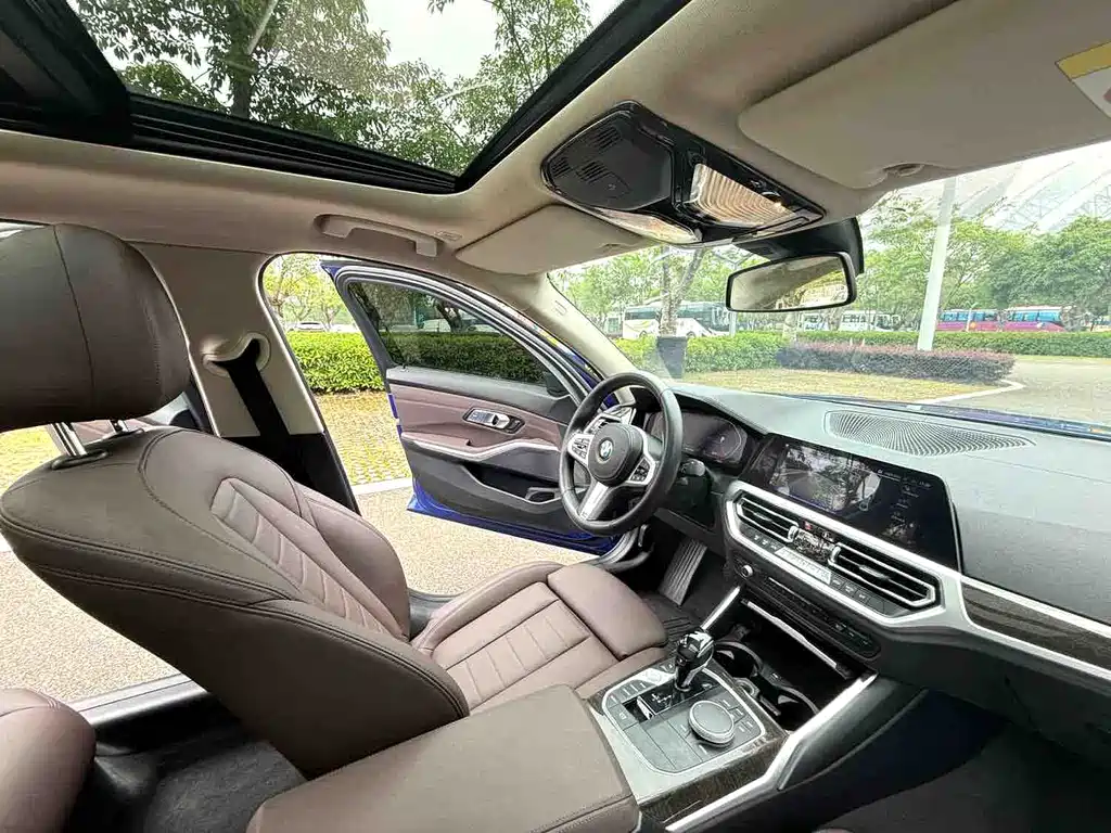 BMW 3 Series 2021