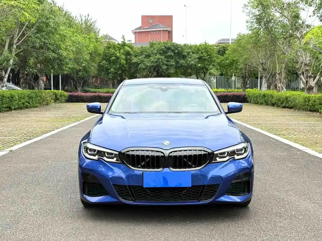BMW 3 Series 2021