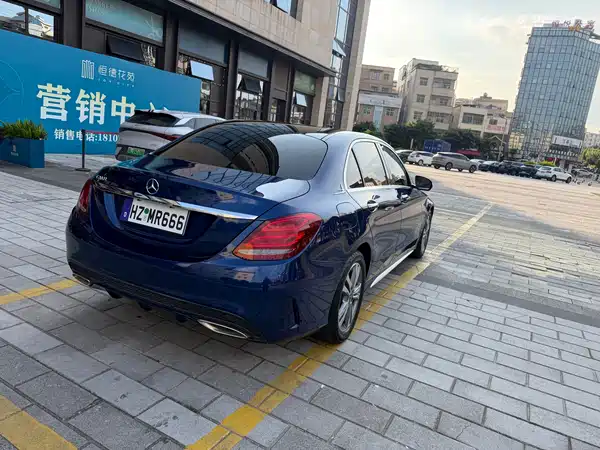 Mercedes-Benz C-Class 2018