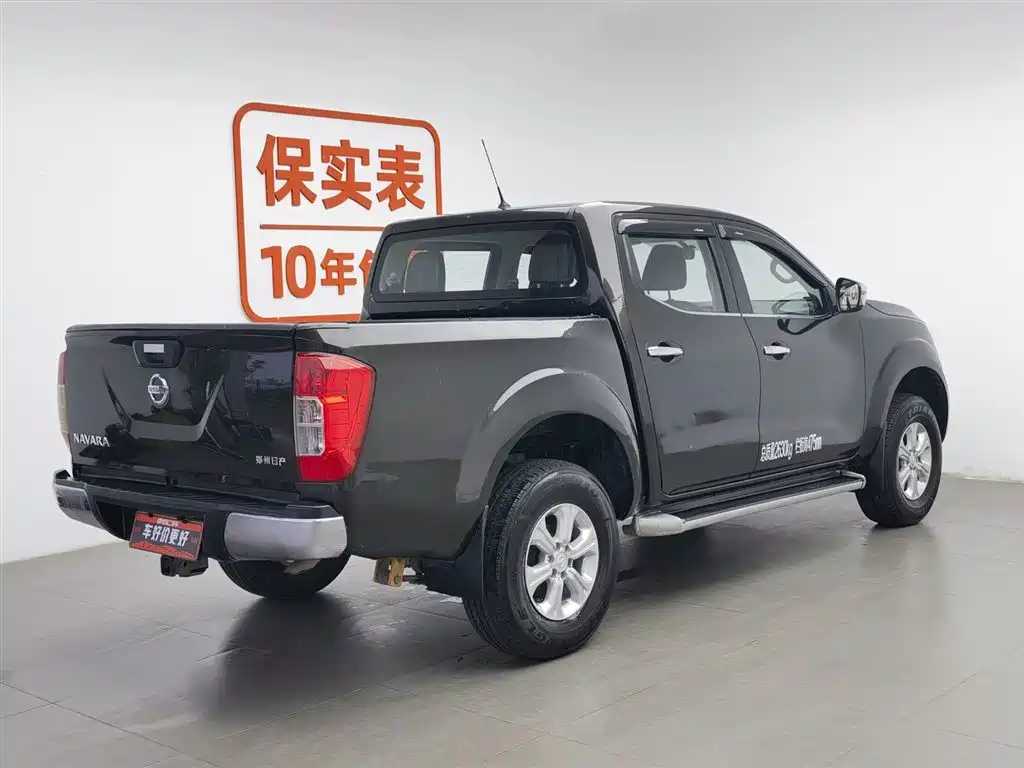 Nissan Navara 2018 — фото 2