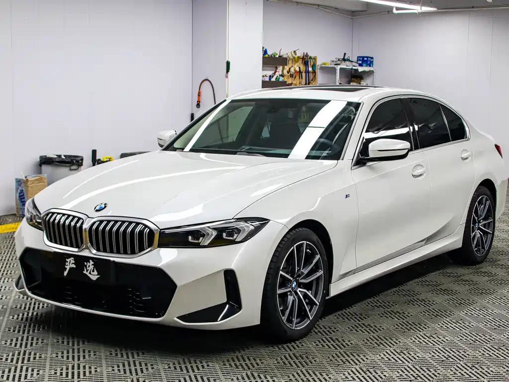 BMW 3 Series 2023