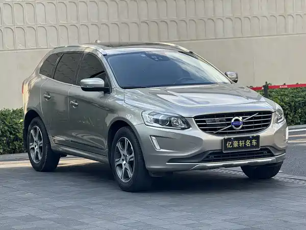 Volvo XC60 2015