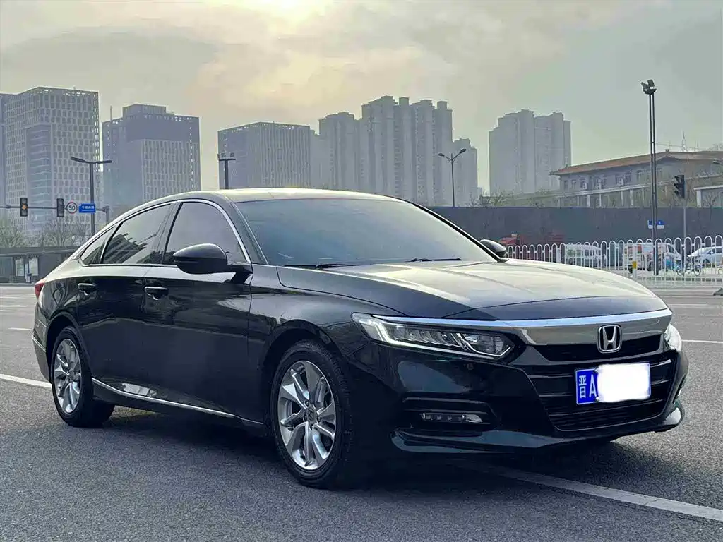 Honda Accord 2019 — фото 3