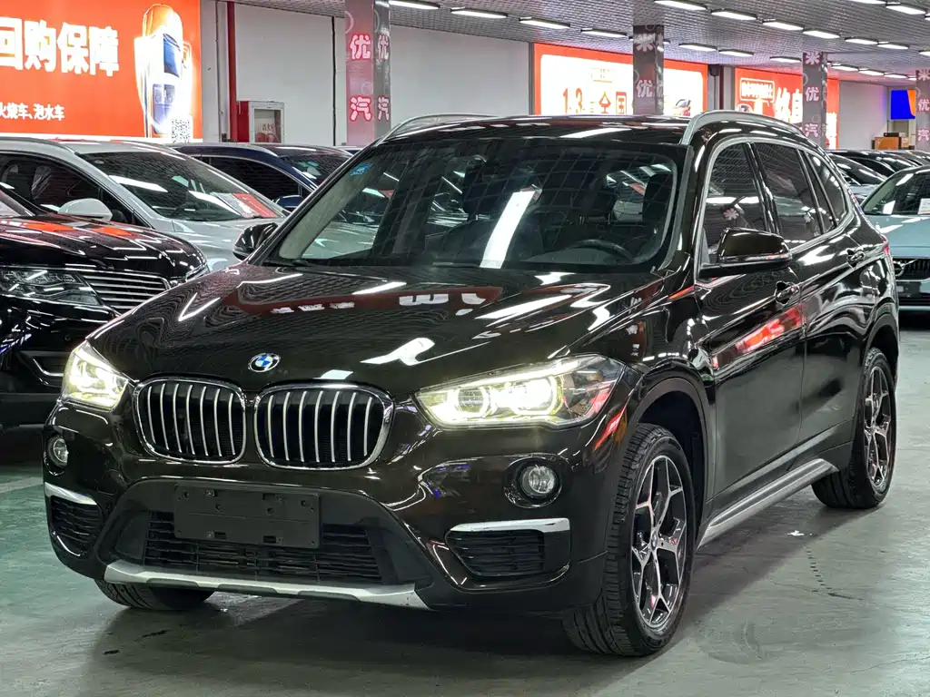BMW X1 2018 — фото 1