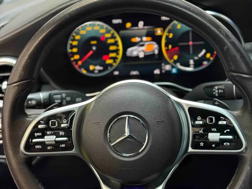 Mercedes-Benz GLC 2022 — фото 14
