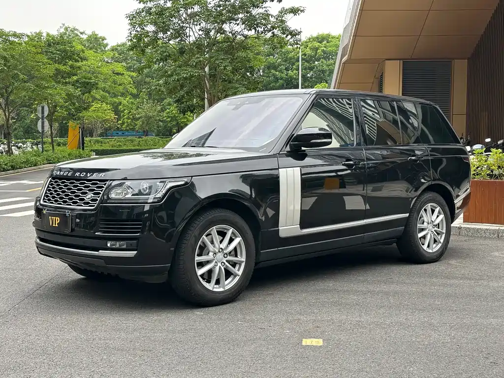 Land Rover Range Rover 2019 — фото 1