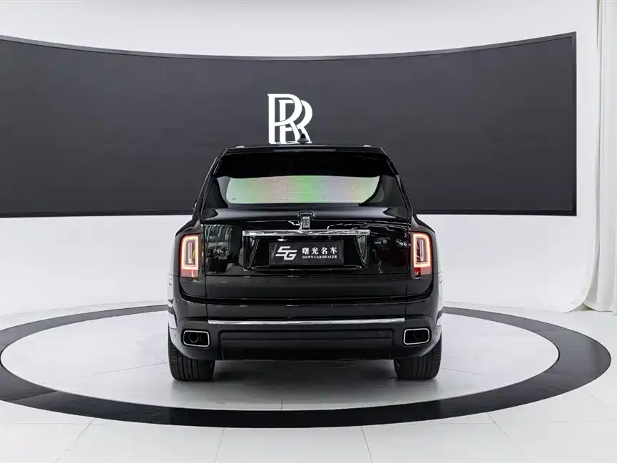 Rolls-Royce Cullinan 2021 — фото 5