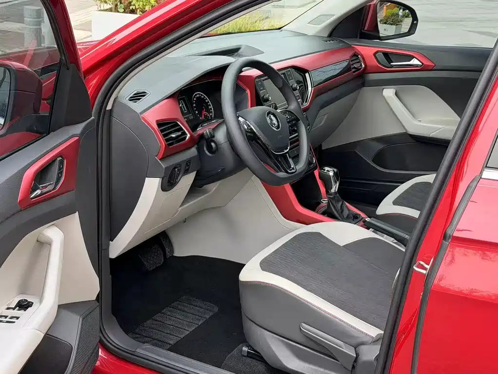 Volkswagen T-Cross 2020