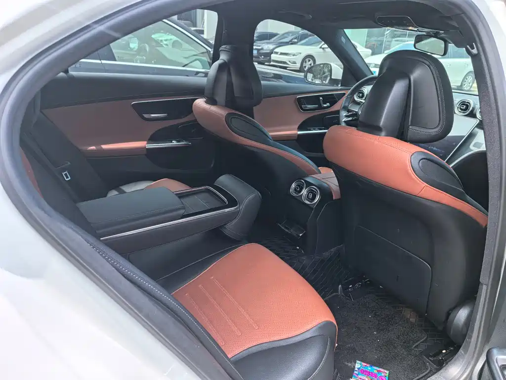 Mercedes-Benz C-Class 2022 — фото 4