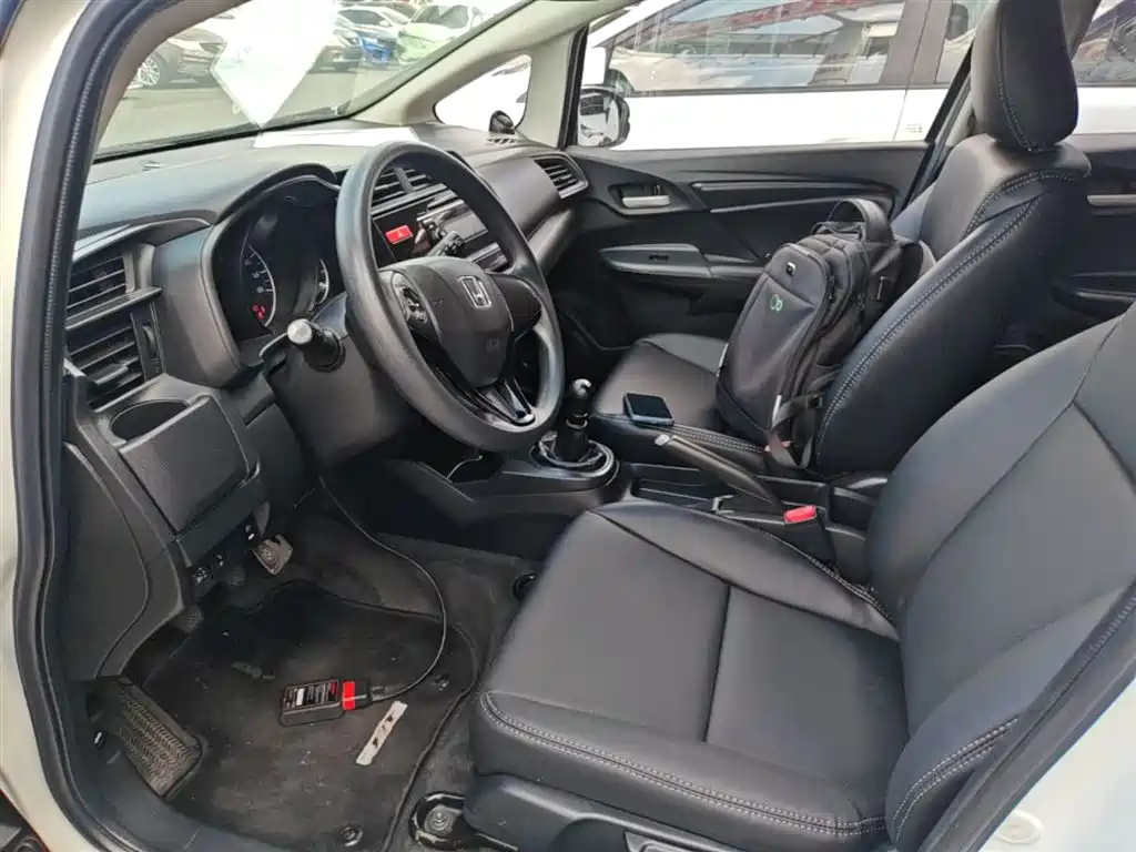Honda Fit 2017 — фото 15