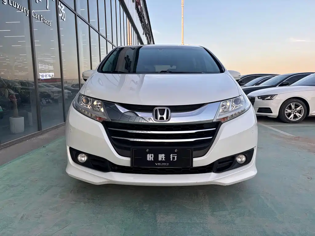 Honda Odyssey 2016 — фото 2