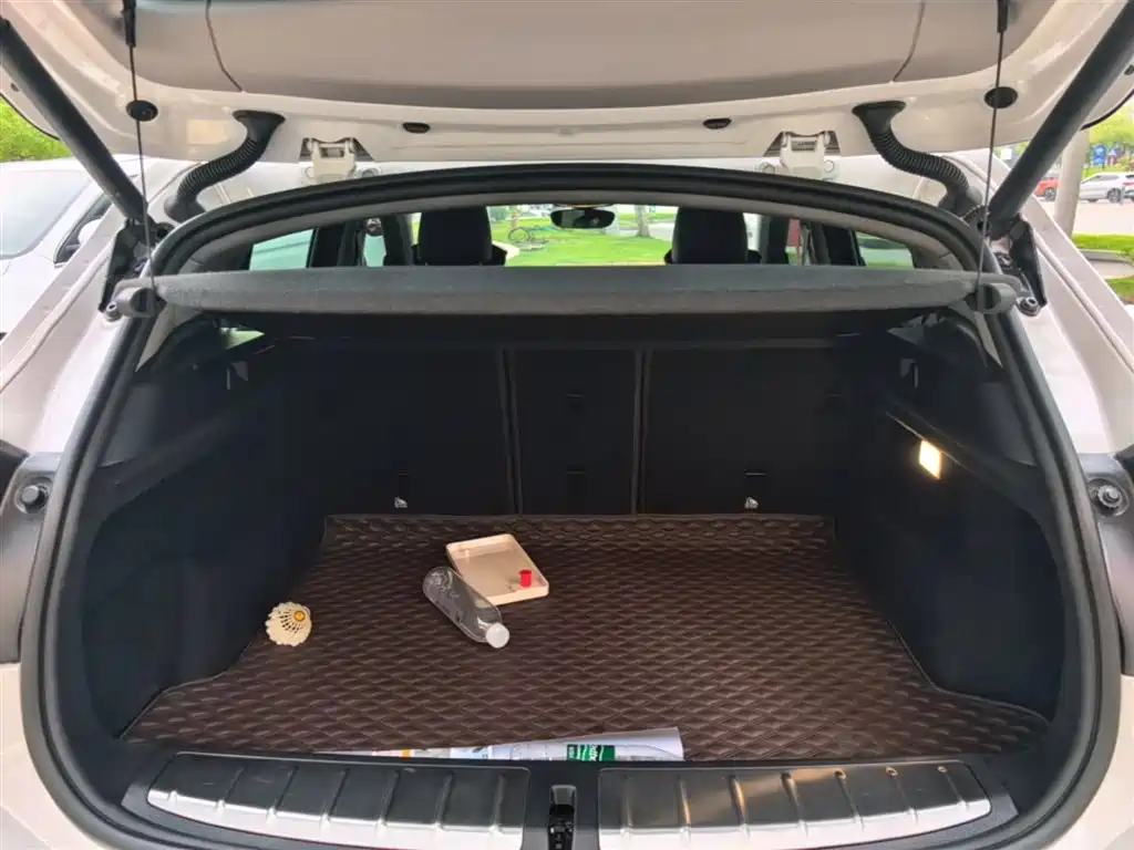 BMW X2 2022 — фото 19