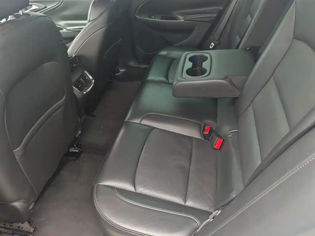 Chevrolet Malibu XL 2016 — фото 17