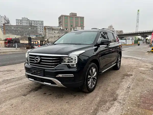 GAC Trumpchi GS8 2017