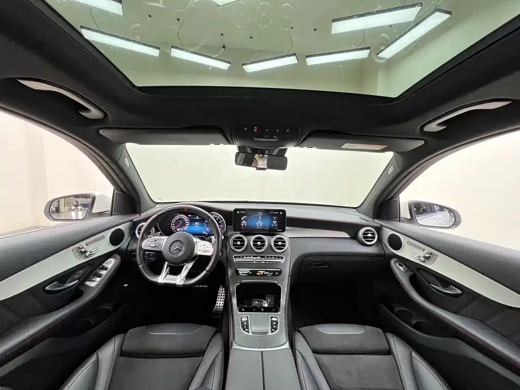 Mercedes-Benz GLC AMG 2020 — фото 13