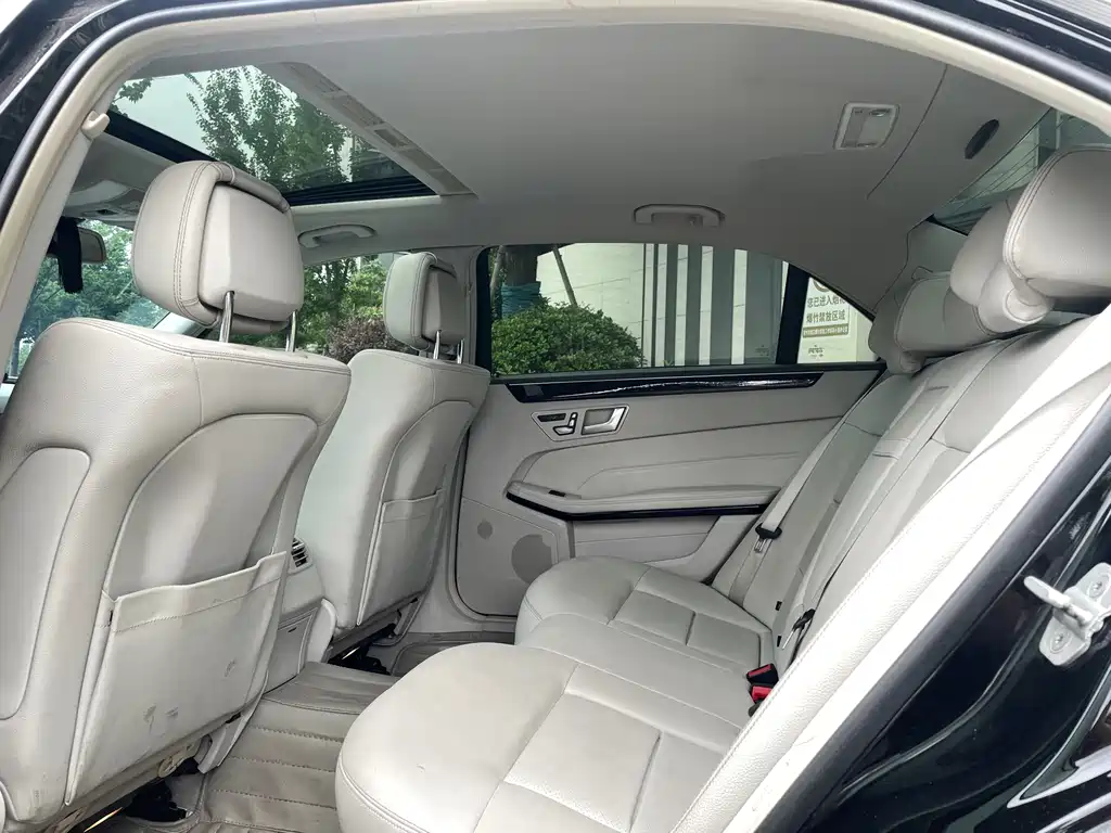 Mercedes-Benz E-Class 2014