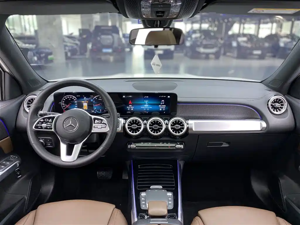 Mercedes-Benz GLB 2021 — фото 14