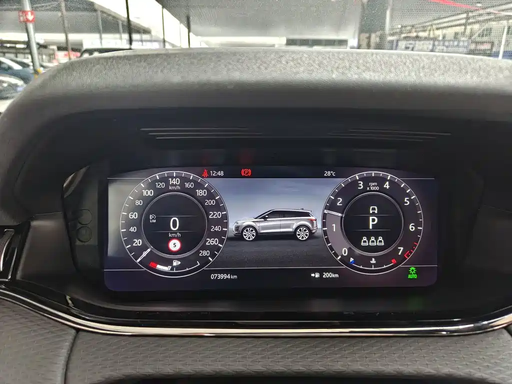 Land Rover Evoque 2020 — фото 12