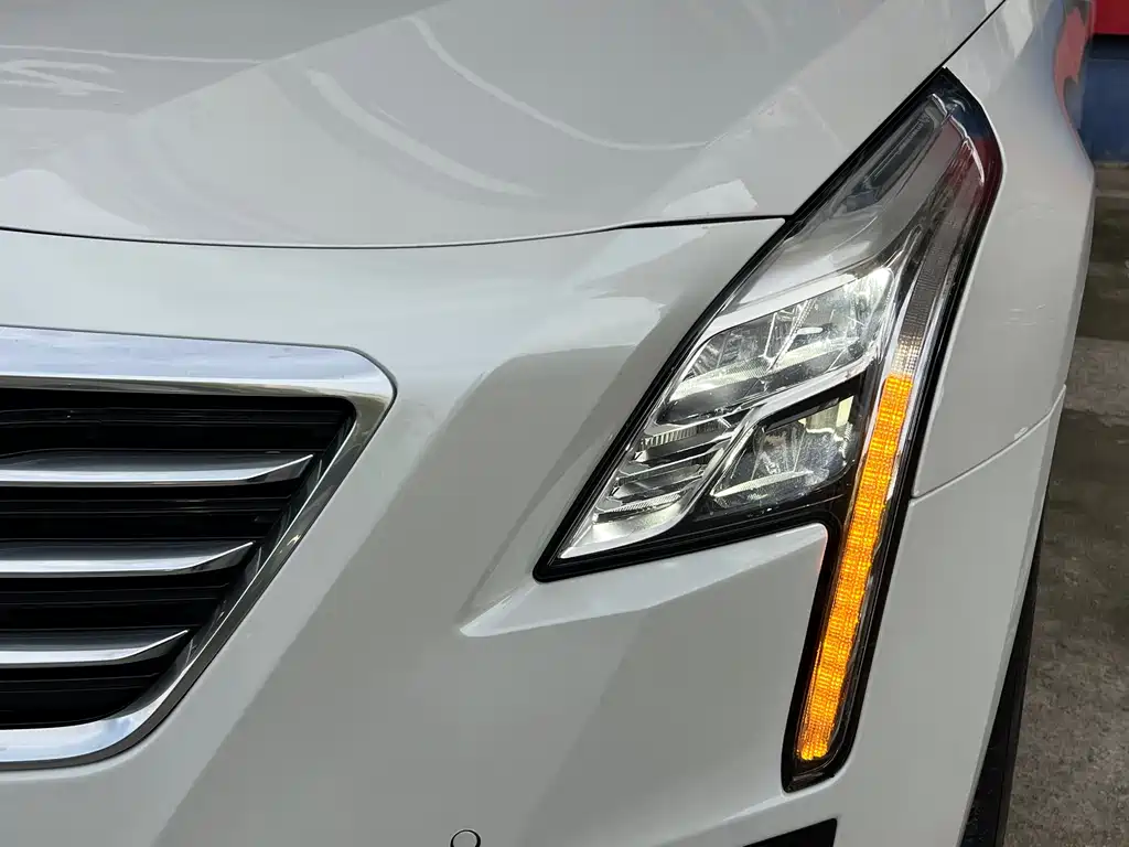 Cadillac CT6 2017 — фото 17