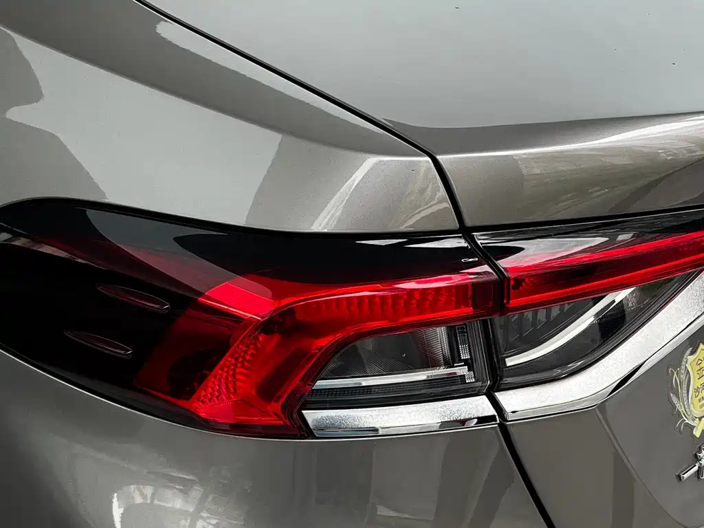 Toyota Corolla 2020 — фото 29