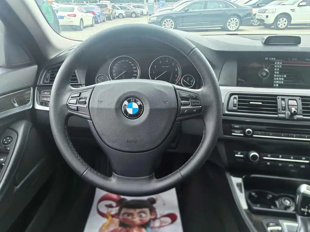 BMW 5 Series 2013 — фото 16