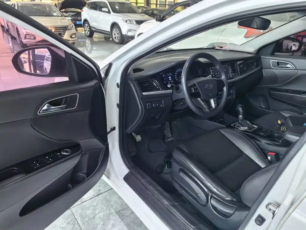 Hyundai Mistra 2020 — фото 16