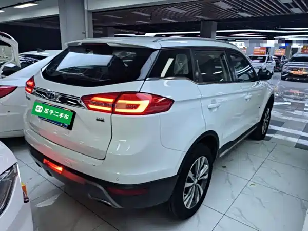 Geely Boyue 2016