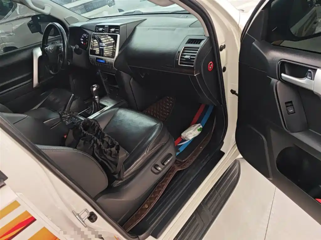 Toyota Prado 2018 — фото 20