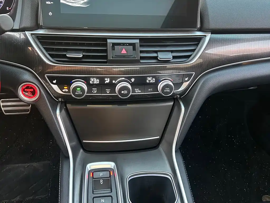 Honda Accord 2023 — фото 11