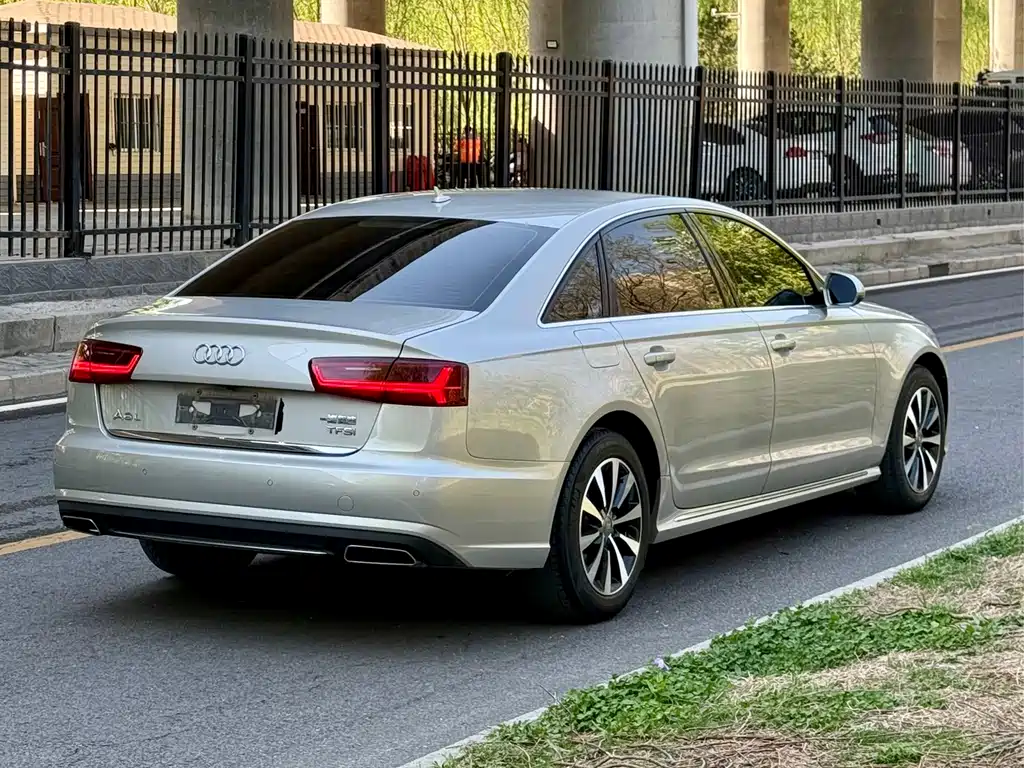 Audi A6L 2017 — фото 25