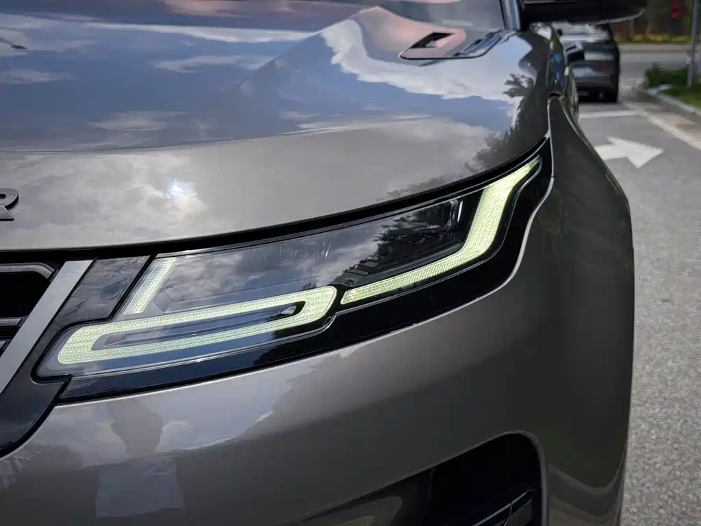 Land Rover Range Rover Evoque 2020 — фото 12