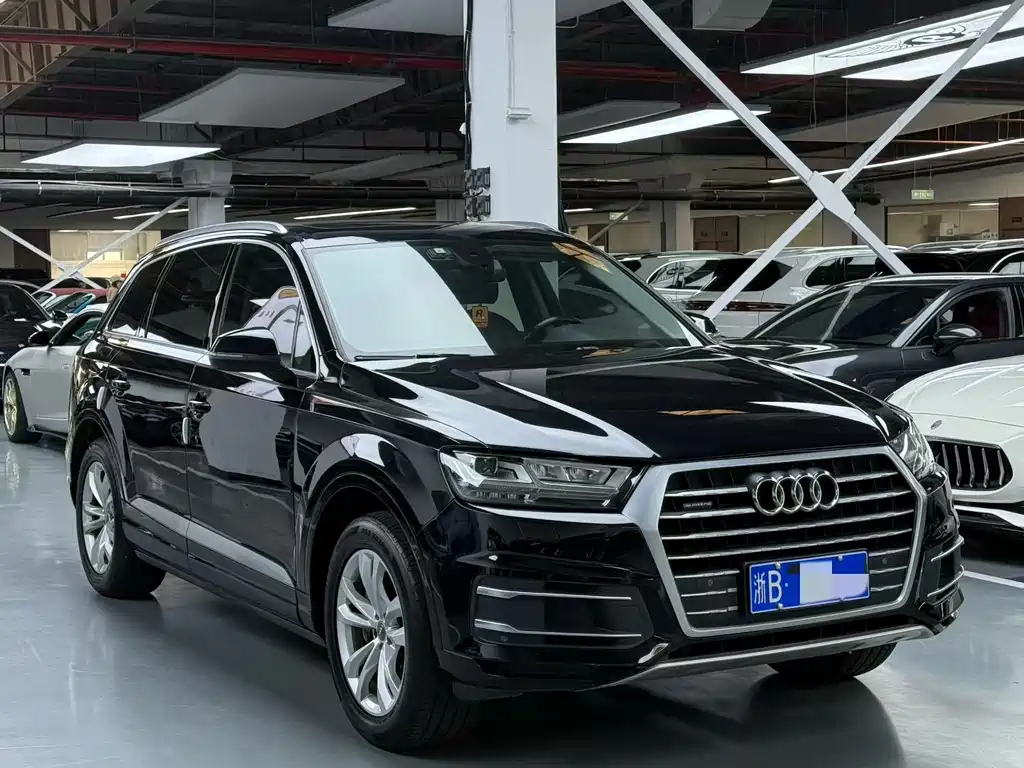 Audi Q7 2019 — фото 3