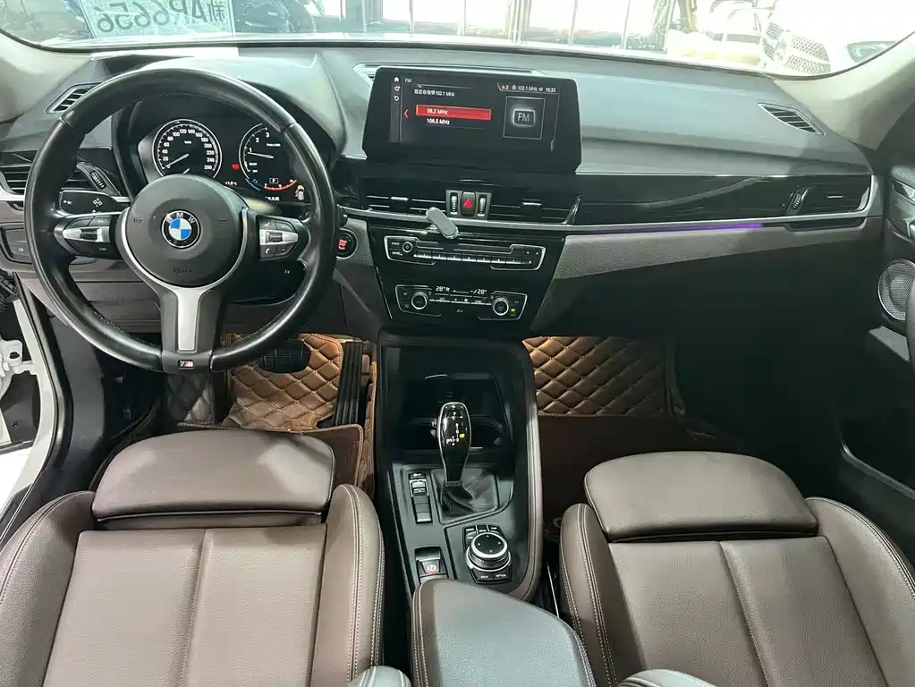 BMW X1 2022 — фото 5