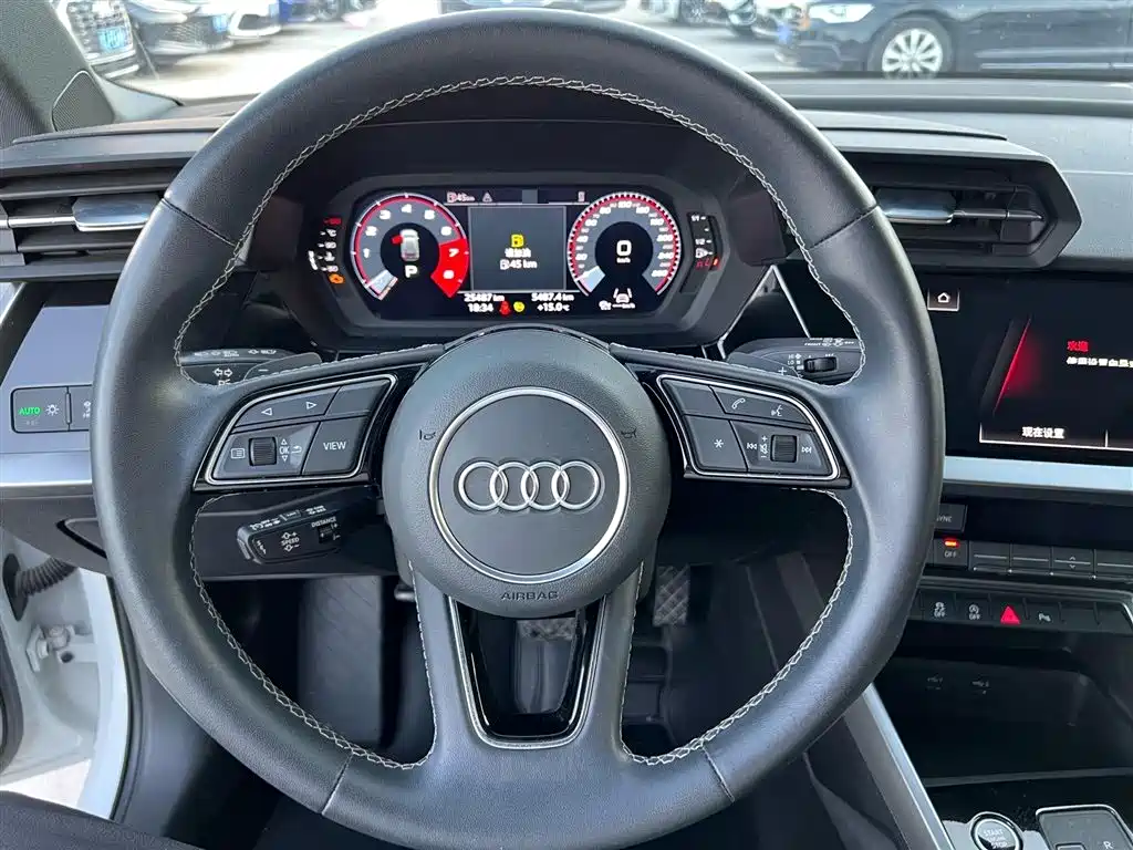 Audi A3 2022 — фото 13