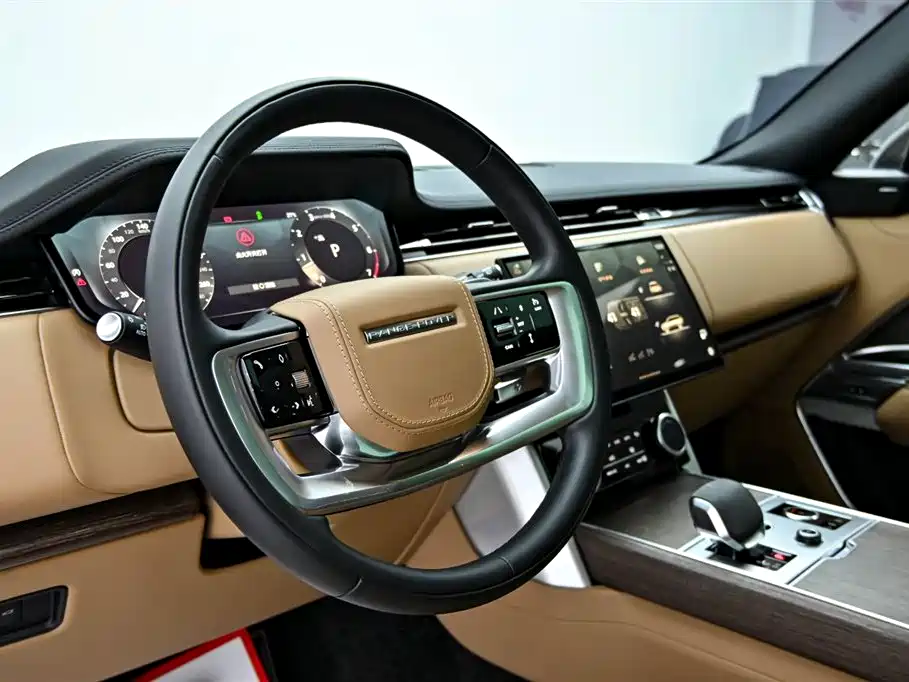 Land Rover Range Rover 2024 — фото 15