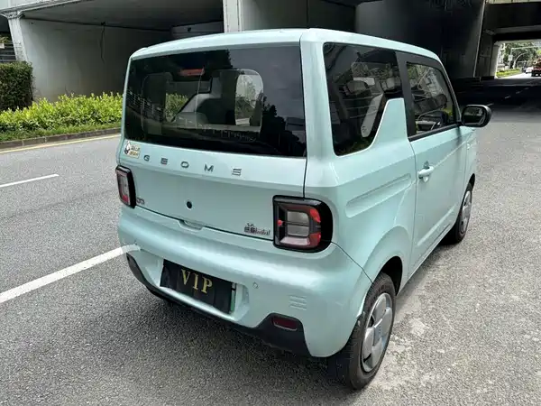 Geely Galaxy Panda 2023